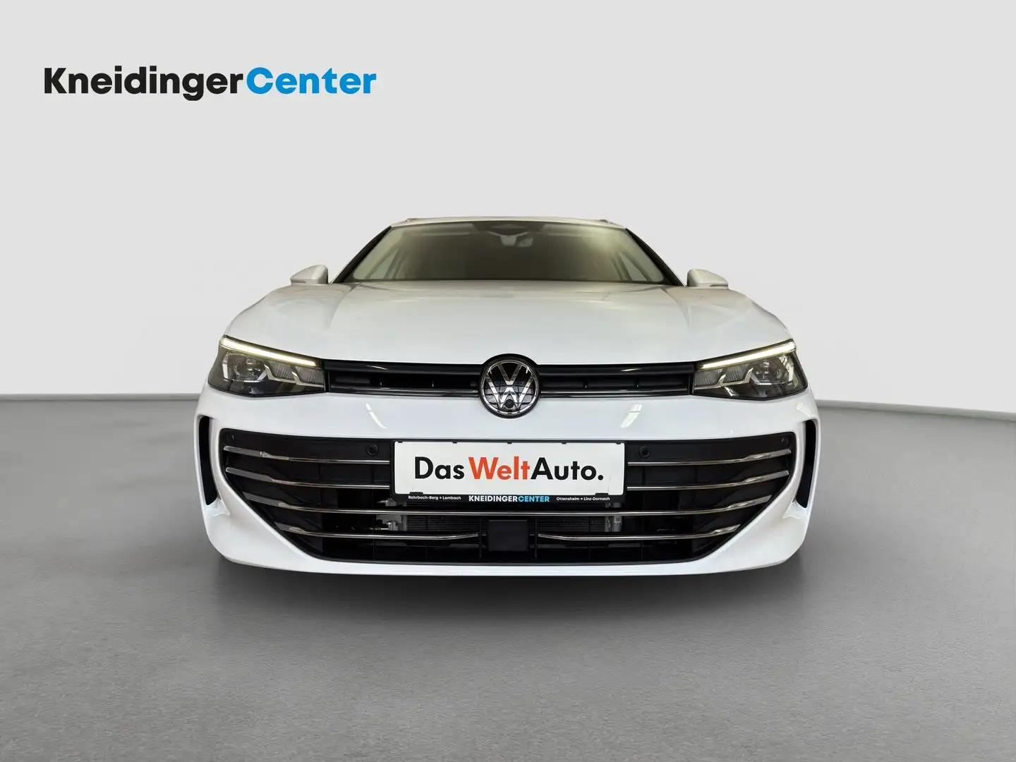 Volkswagen Passat Variant Business eTSI DSG Weiß - 2