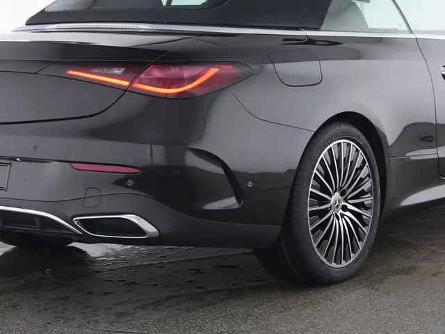 Mercedes-Benz CLE 220 d AMG Cabriolet Ansicht 9