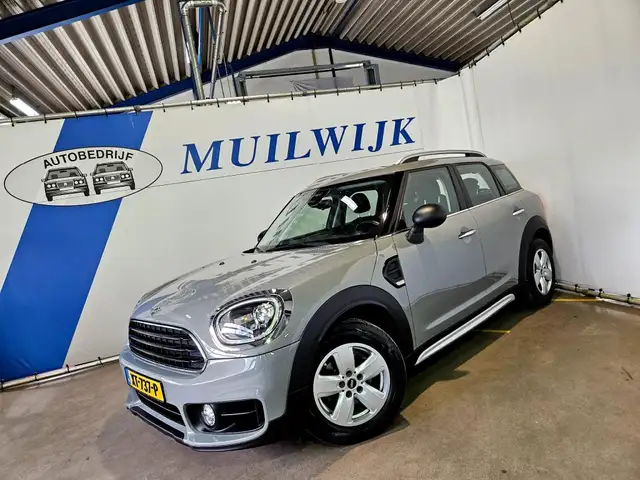 MINI Cooper Countryman 1.5 One / Navi / LED / NL Auto