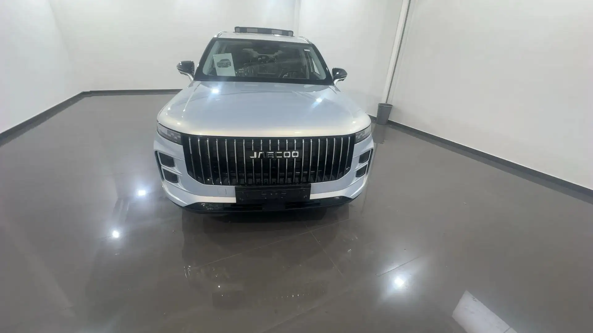 Jaecoo J7 Jaecoo 7 1.6 tgdi Premium 2wd 7dct Silber - 2