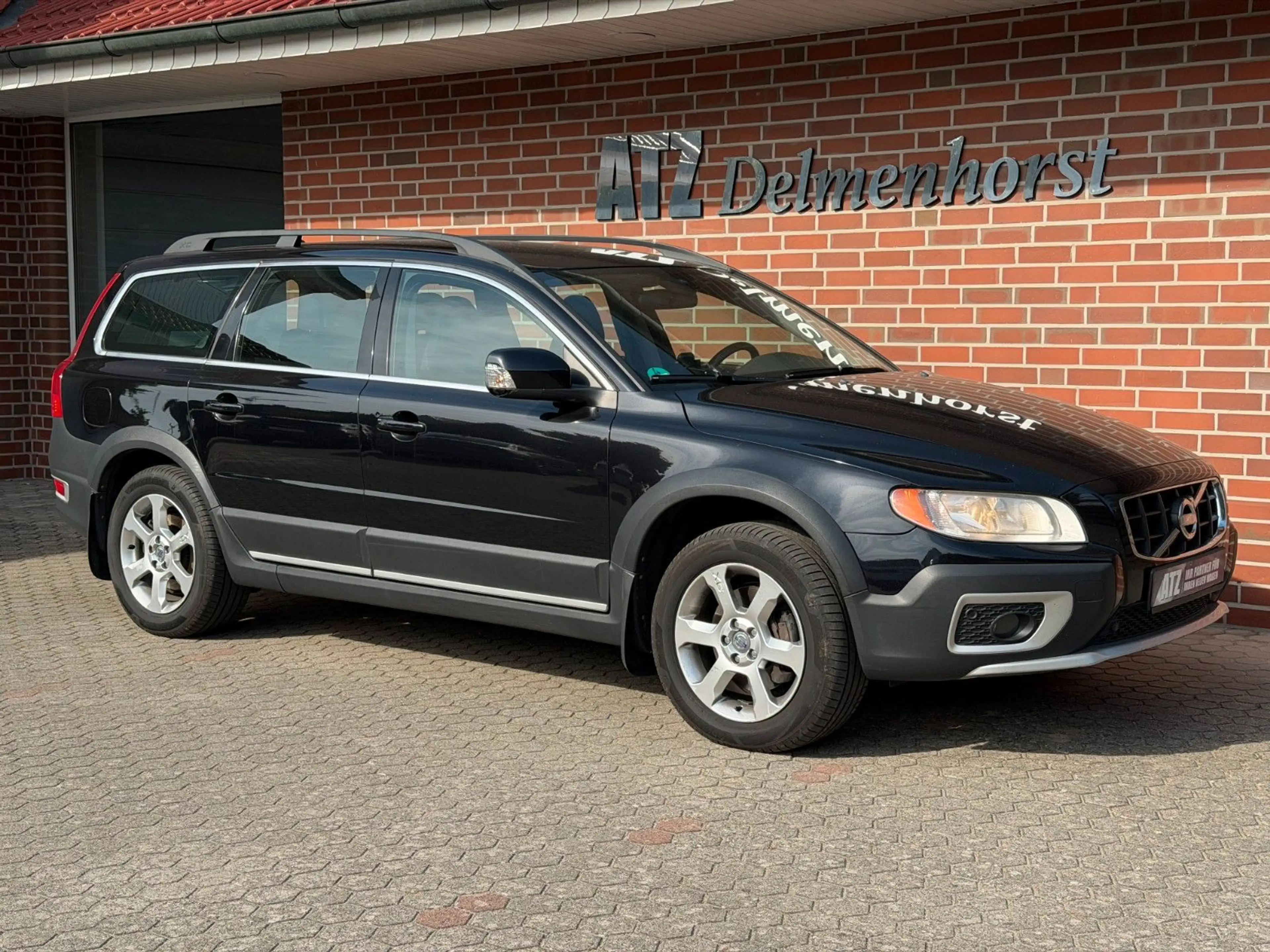 Volvo XC70 3.2 AHK*VIELE RECHNUNGEN BEI VOLVO* — photo 7