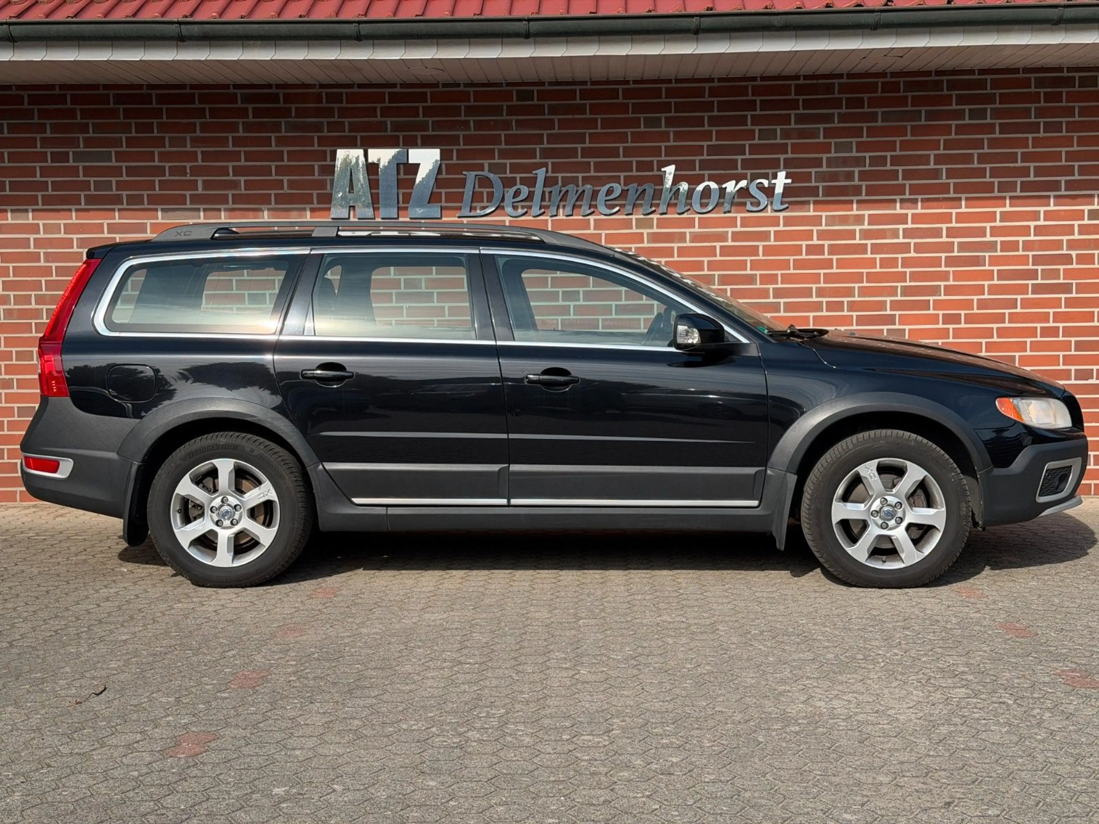 Volvo XC70 3.2 AHK*VIELE RECHNUNGEN BEI VOLVO* — photo 6