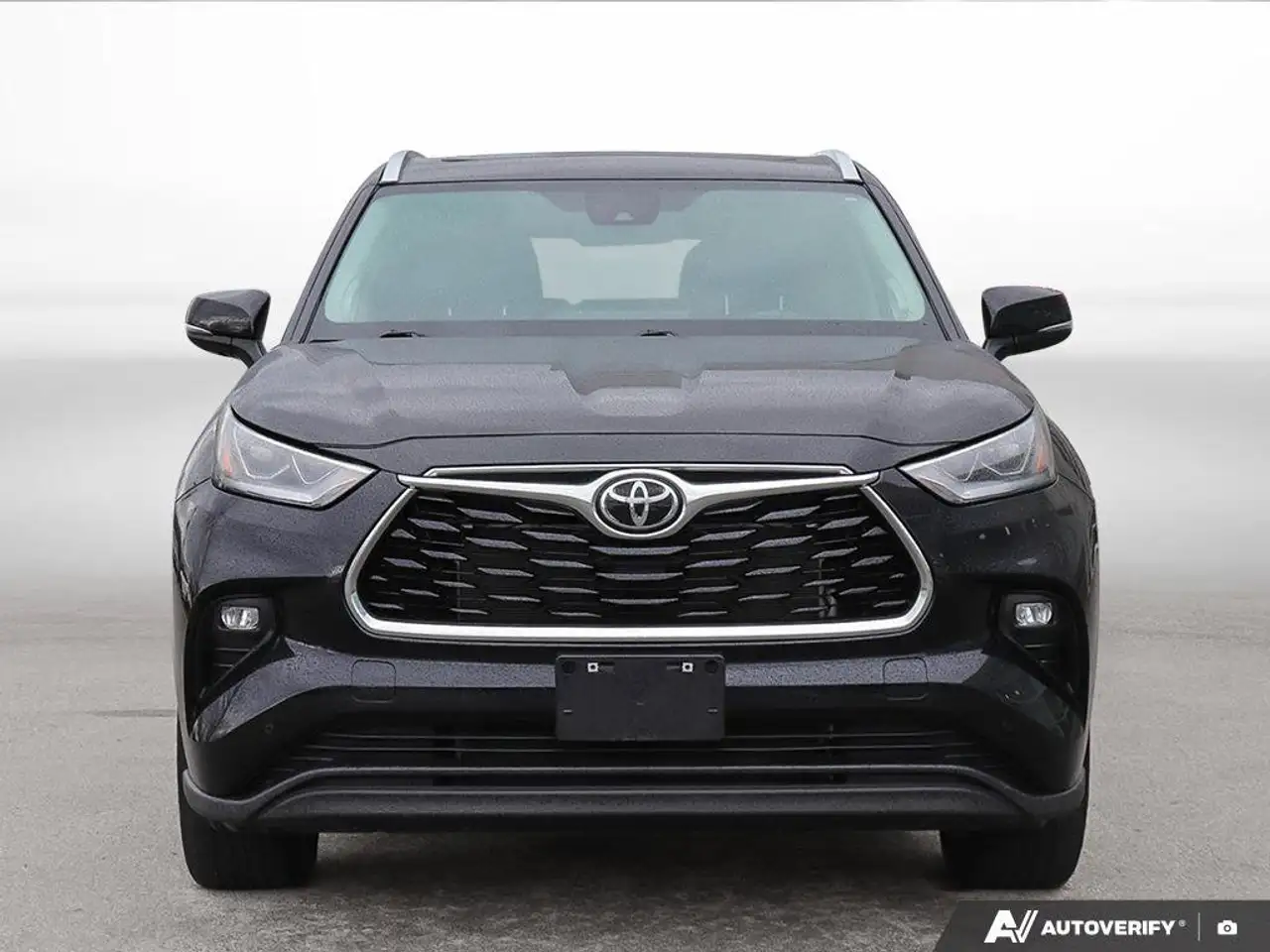 Toyota Highlander снимка Toyota Highlander