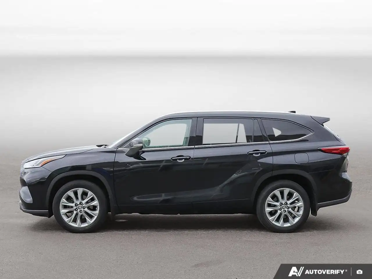 Toyota Highlander снимка Toyota Highlander