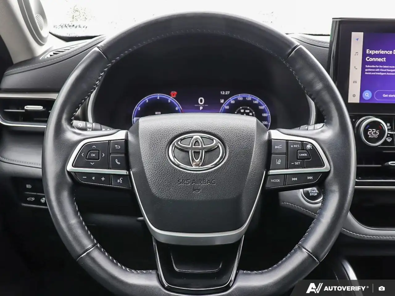 Toyota Highlander снимка Toyota Highlander