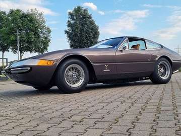 365 GTB/4 Daytona *** Plexiglas ***