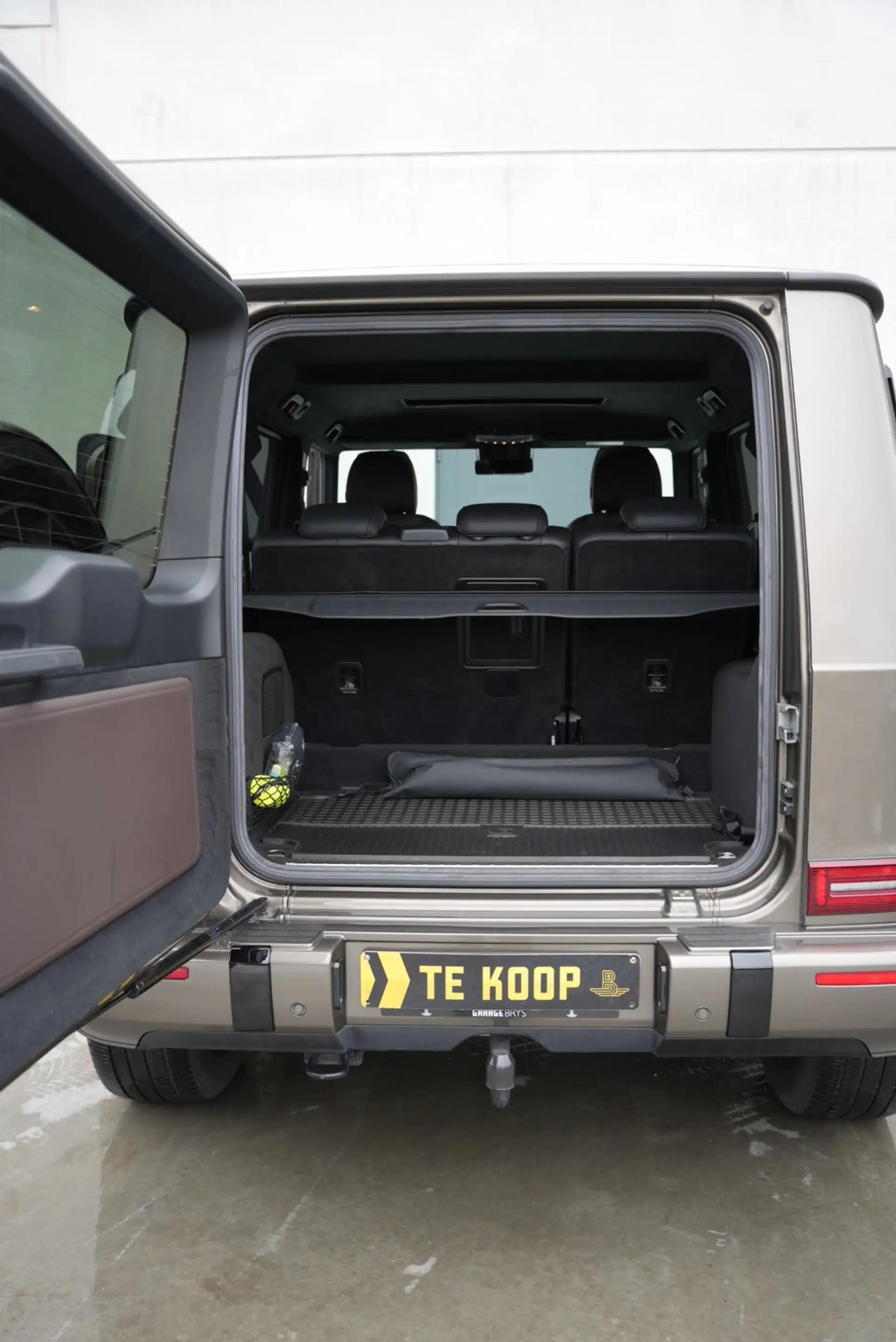 Mercedes-Benz G 500 MERCEDES G 500 V8 | G MANUFAKTUR | AMG LINE | NIGHT | PANO | BURMESTER | 360° | TREKHAAK — photo 10