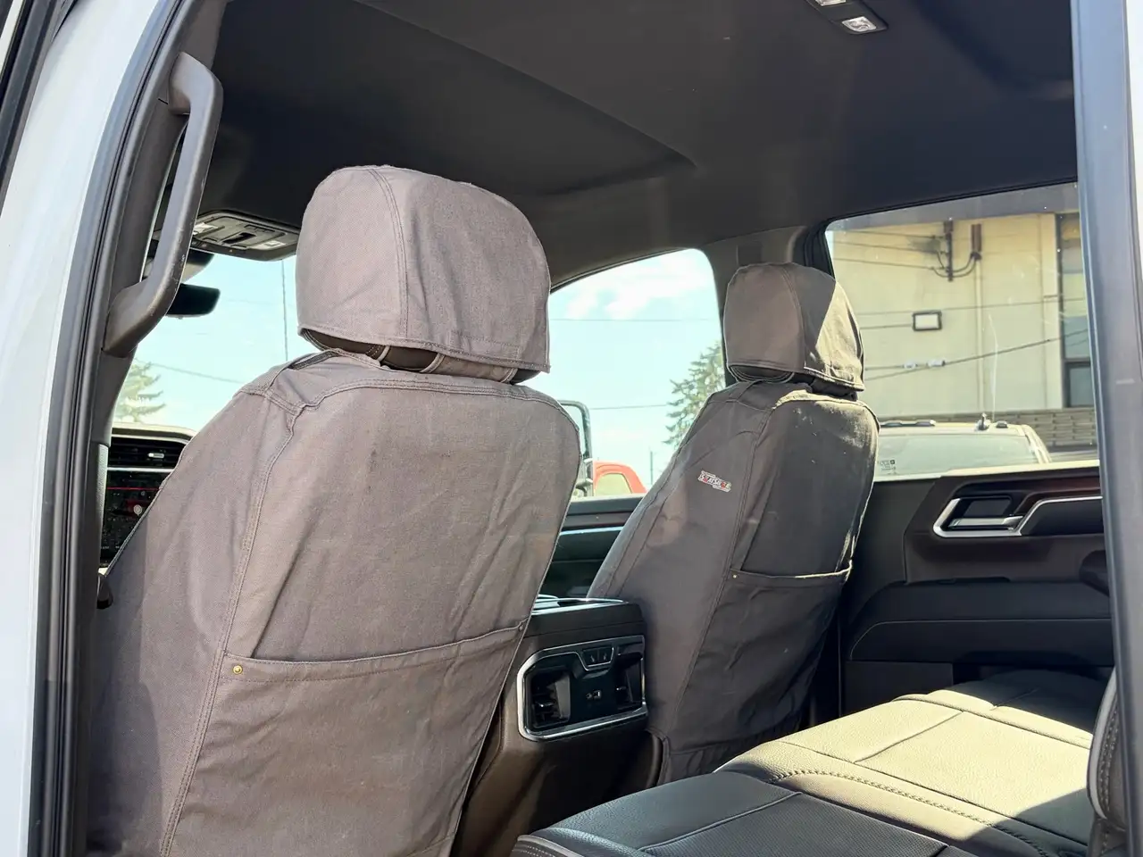 GMC Sierra 3500HD снимка GMC Sierra 3500HD