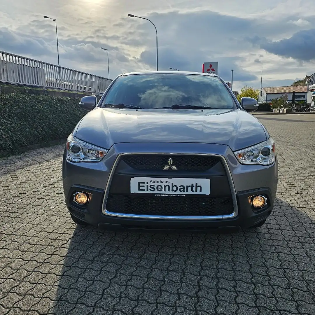 Mitsubishi ASX 1,8 DI-D Invite Intro Edition AHK Grau - 1