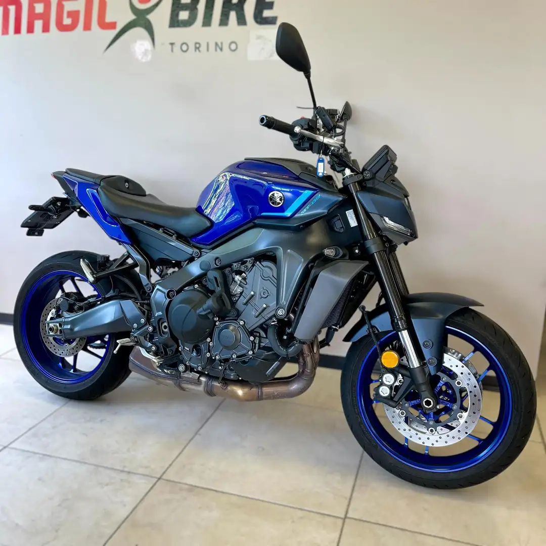 Yamaha MT-09 - 1