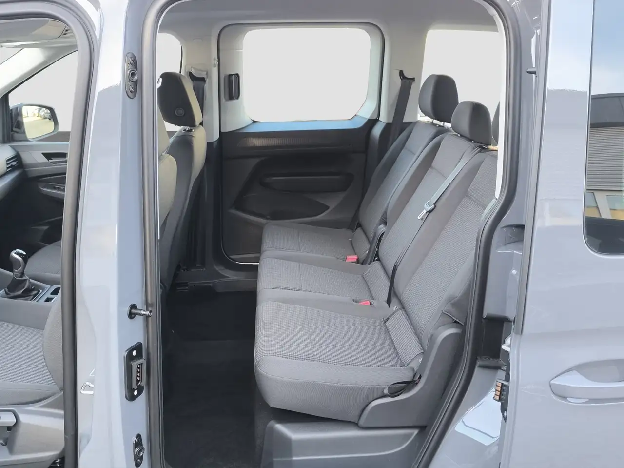 Volkswagen Caddy 1.5 TSI Edition 75 5-J-G AHK PDC ACC KLIMAAUT 16