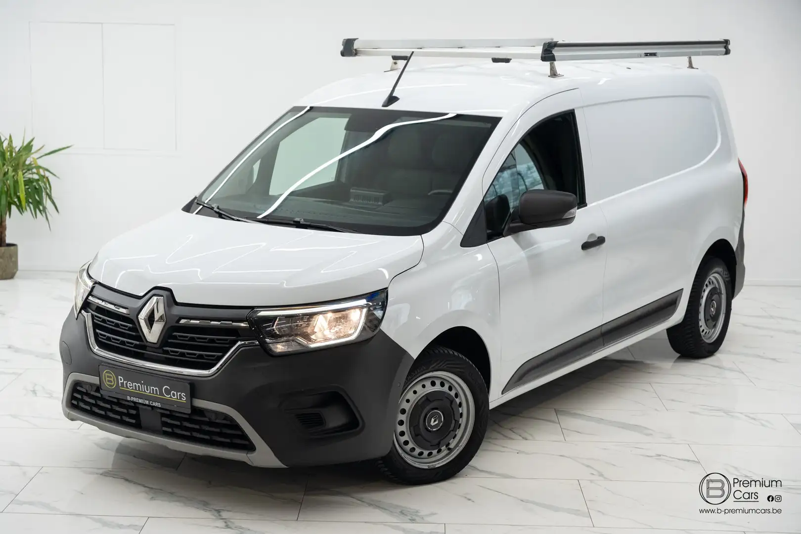 Renault Kangoo 1.5 DCI L2 long! Full options! Cargo pack! Camera! Wit - 2