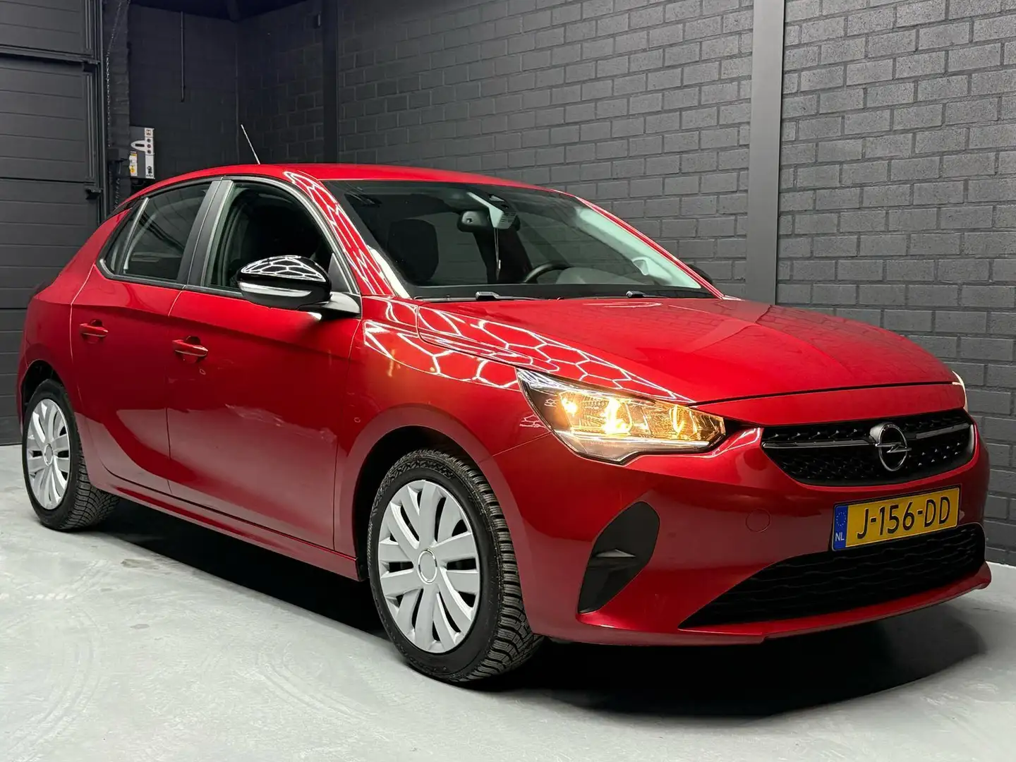 Opel Corsa 1.2T Edition 1STE EIGEN | 100PK | NAVI | AIRCO | C Rood - 1