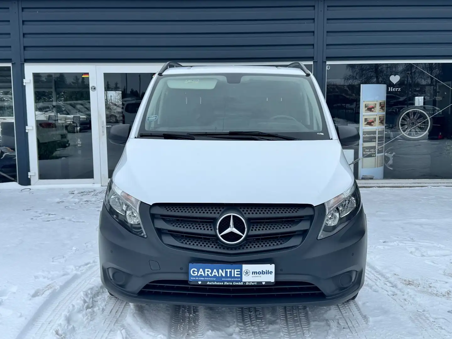 Mercedes-Benz Vito Kasten*lang*AHK*1.Hand*MwSt*GARANTIE Weiß - 2