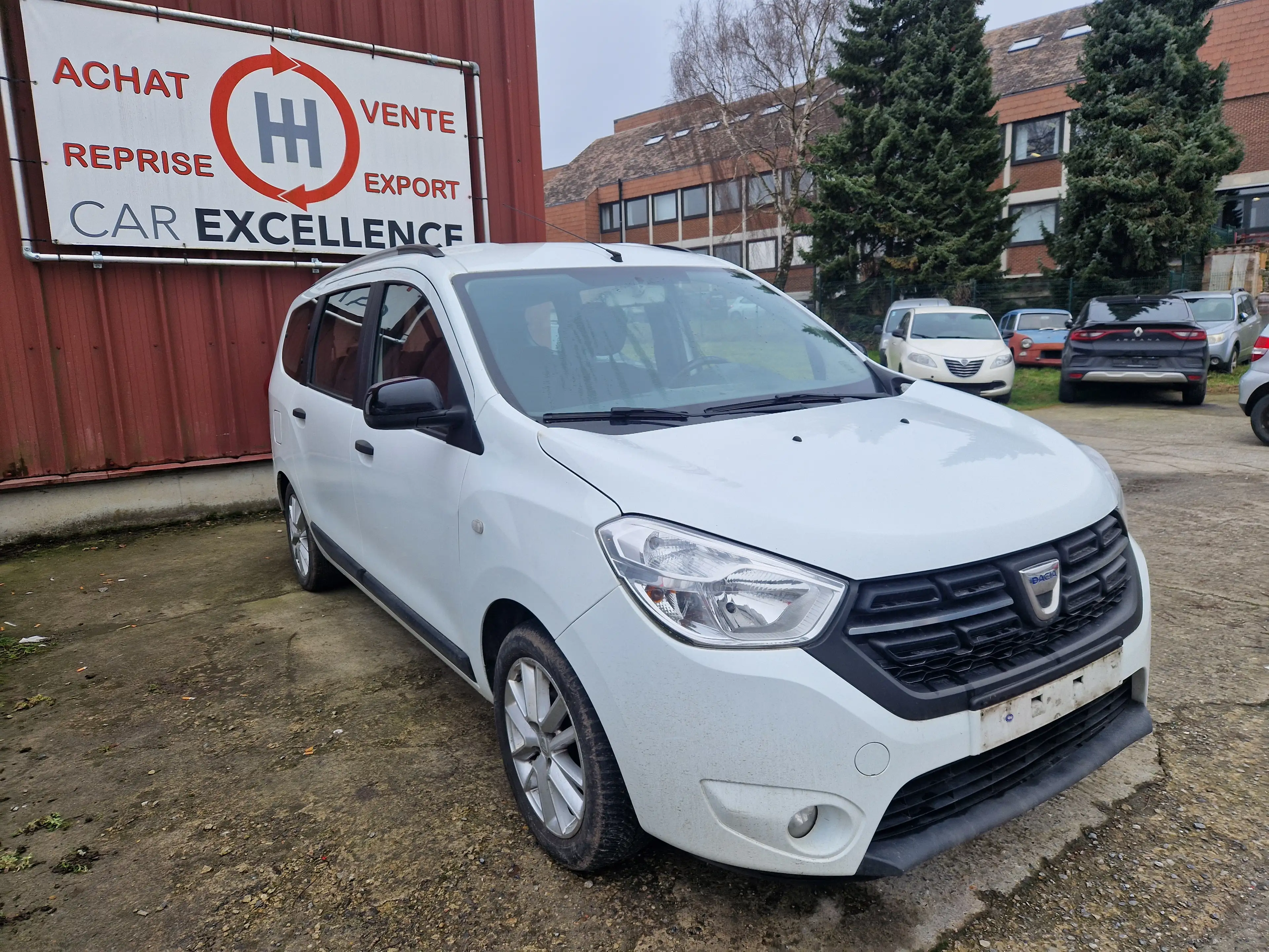 Dacia Lodgy Lodgy 1.6i SCe Laureate 7pl. Lpg — photo 6