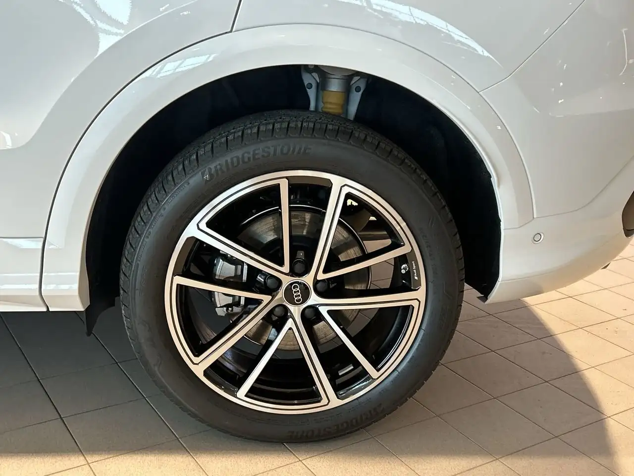 Audi Q5 снимка Audi Q5