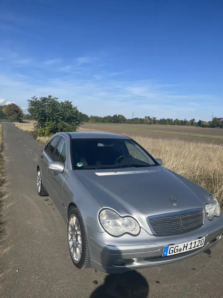 Mercedes-Benz C 180 Classic, foto 2