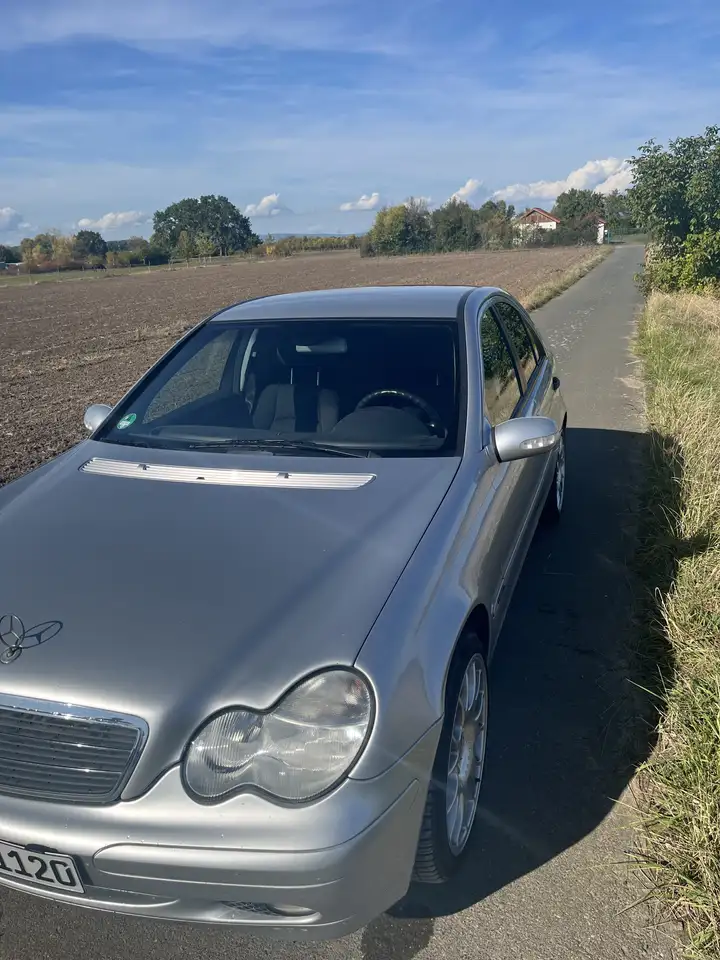 Mercedes-Benz C 180 Classic, foto 3
