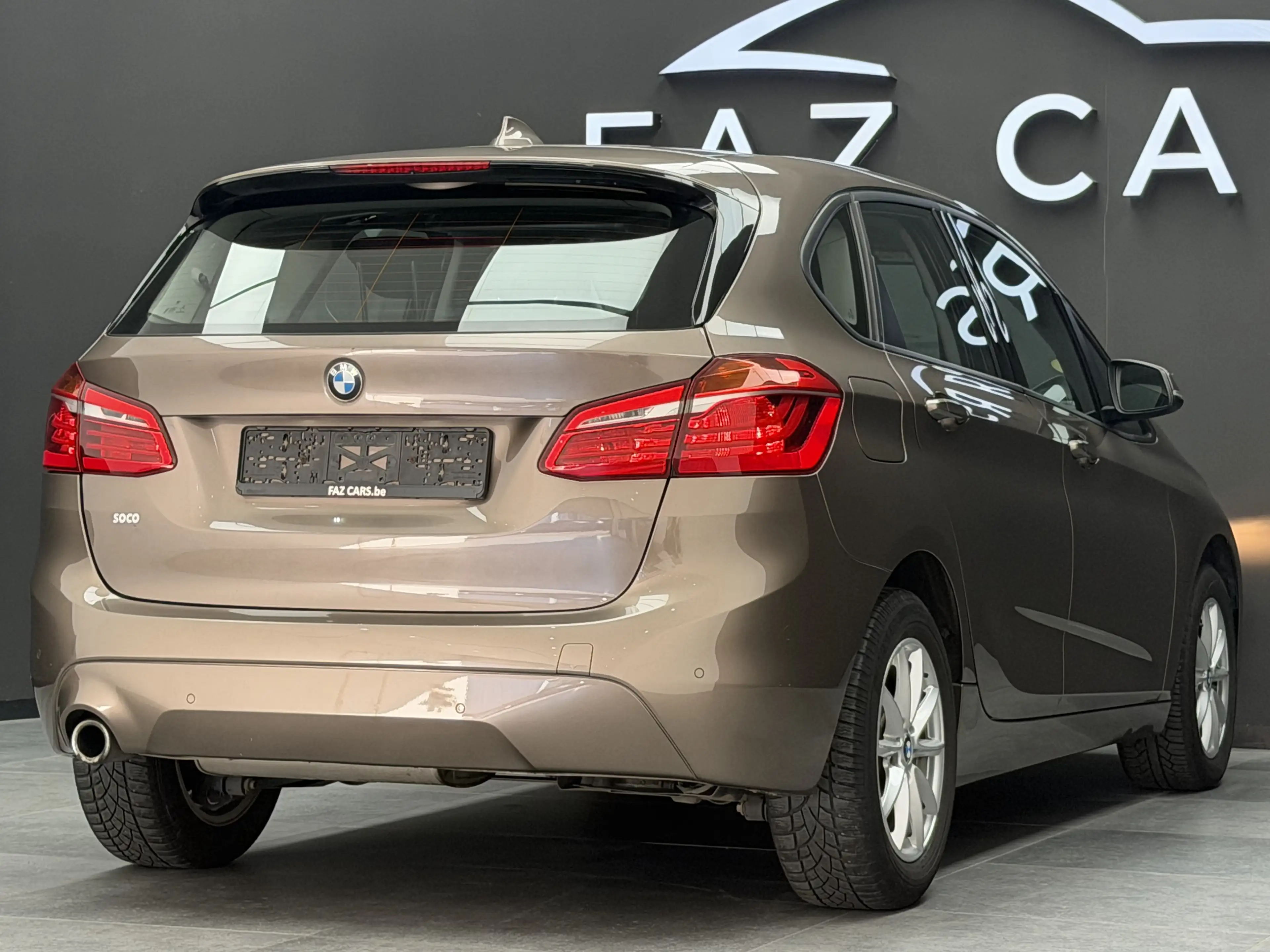 BMW 216 d Active Tourer *1ER PROP + GPS + CLIM + GARANTIE* — photo 5
