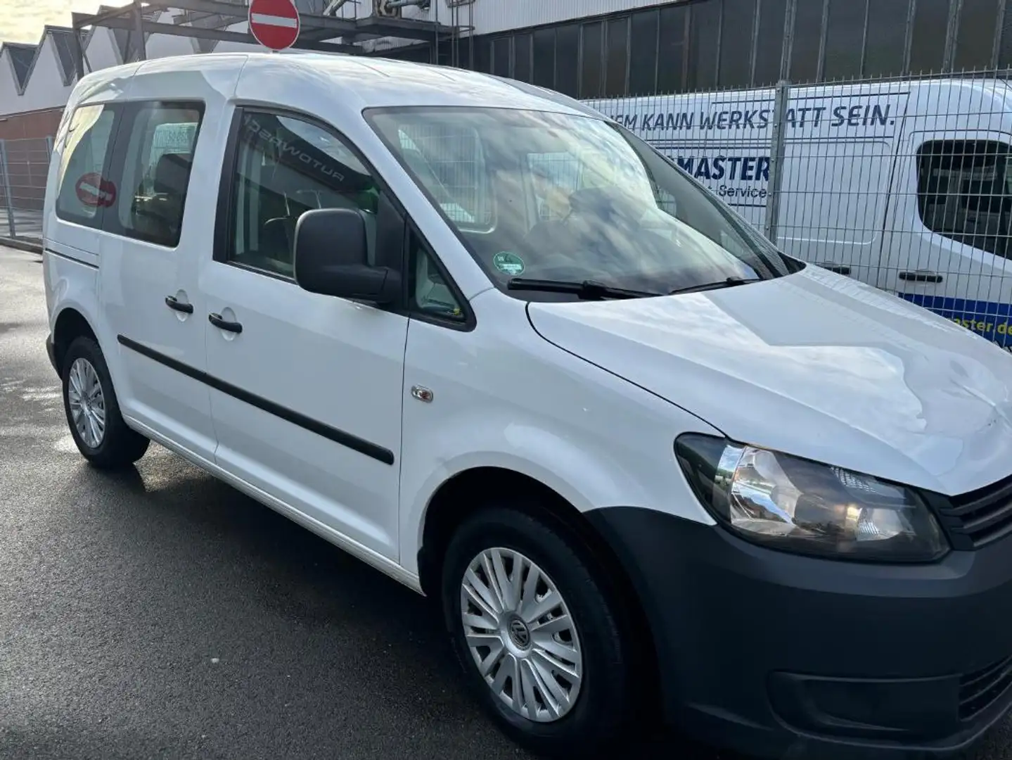 Volkswagen Caddy Startline Белый - 2