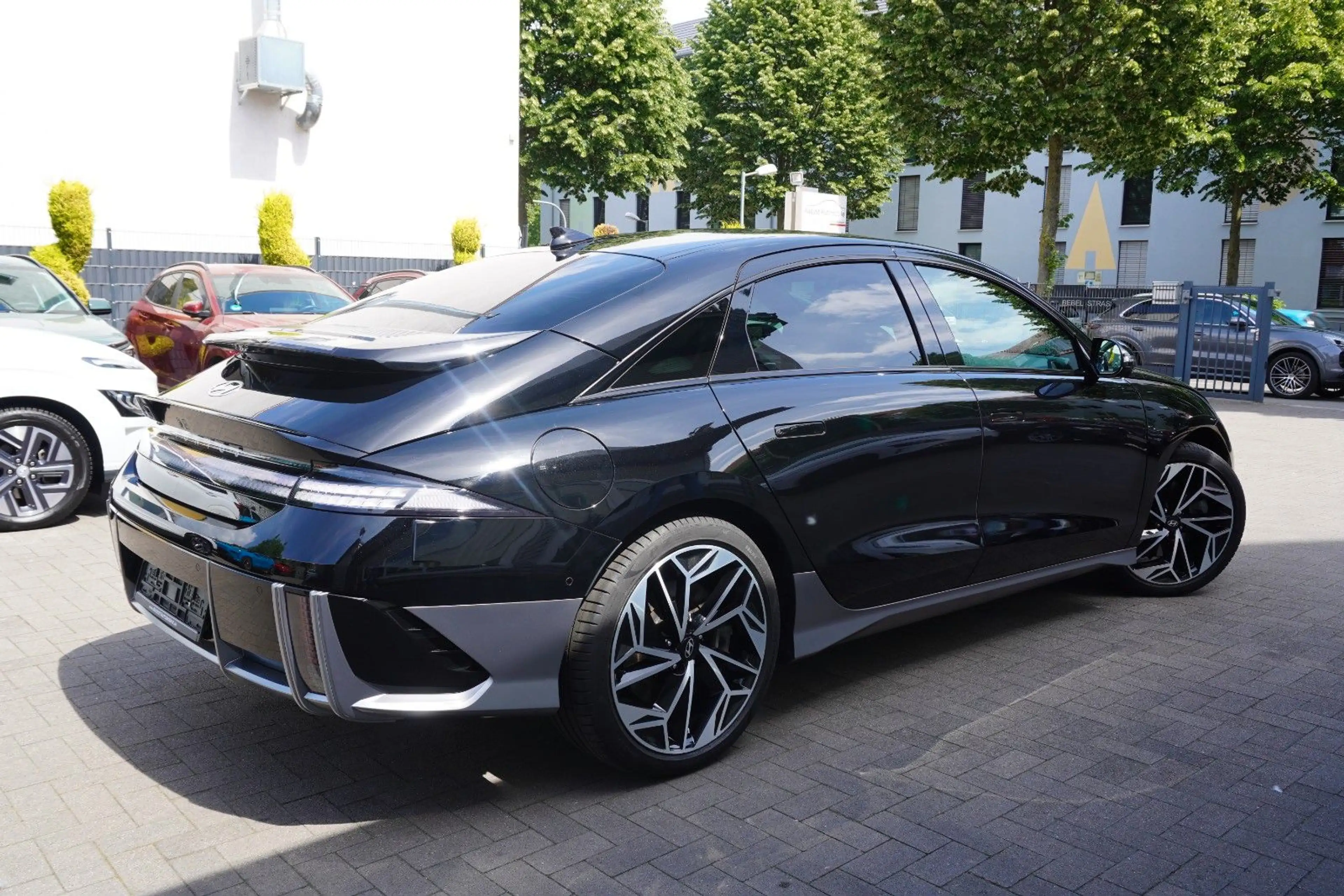 Hyundai IONIQ 6 UNIQ Belüft ACC 20`4xSHZ HDA 2.0 360°LED — photo 6