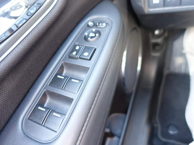 Honda HR-V 1.5 i-VTEC 130pk CVT Executive 18 INCH LM-Velgen 6 — photo 17