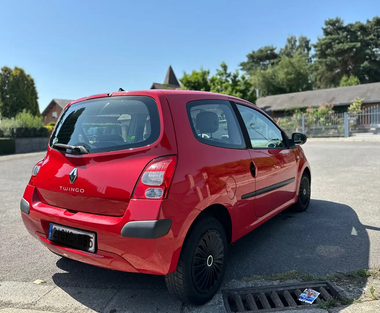 Renault Twingo 1.2i Authentique avec contrôle technique Rood - 2