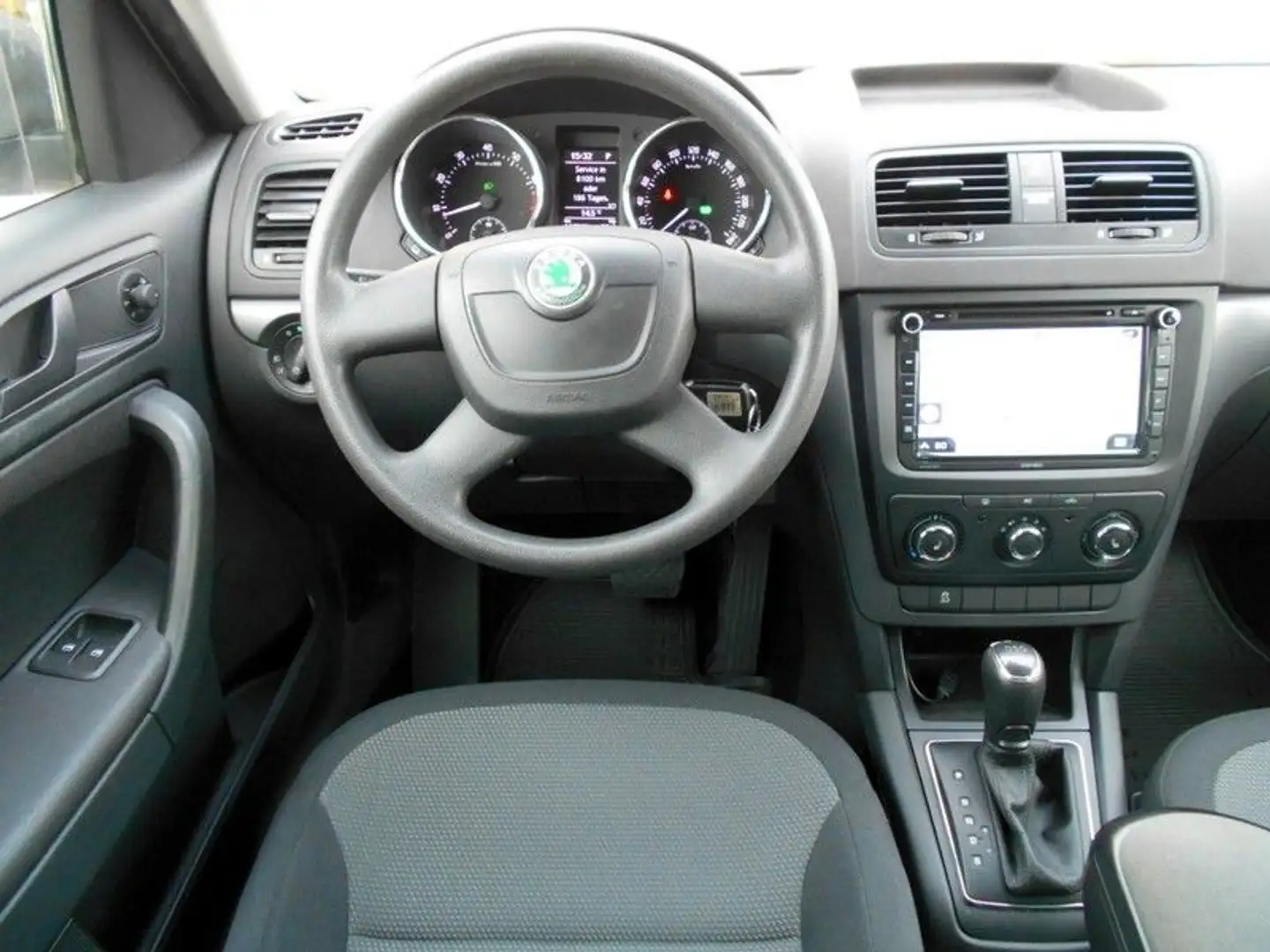 Skoda Yeti 1.2 TSI Active Plus Edition DSG/NAVI/KLIMA Beige - 2