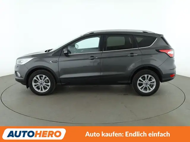 Ford Kuga view 3