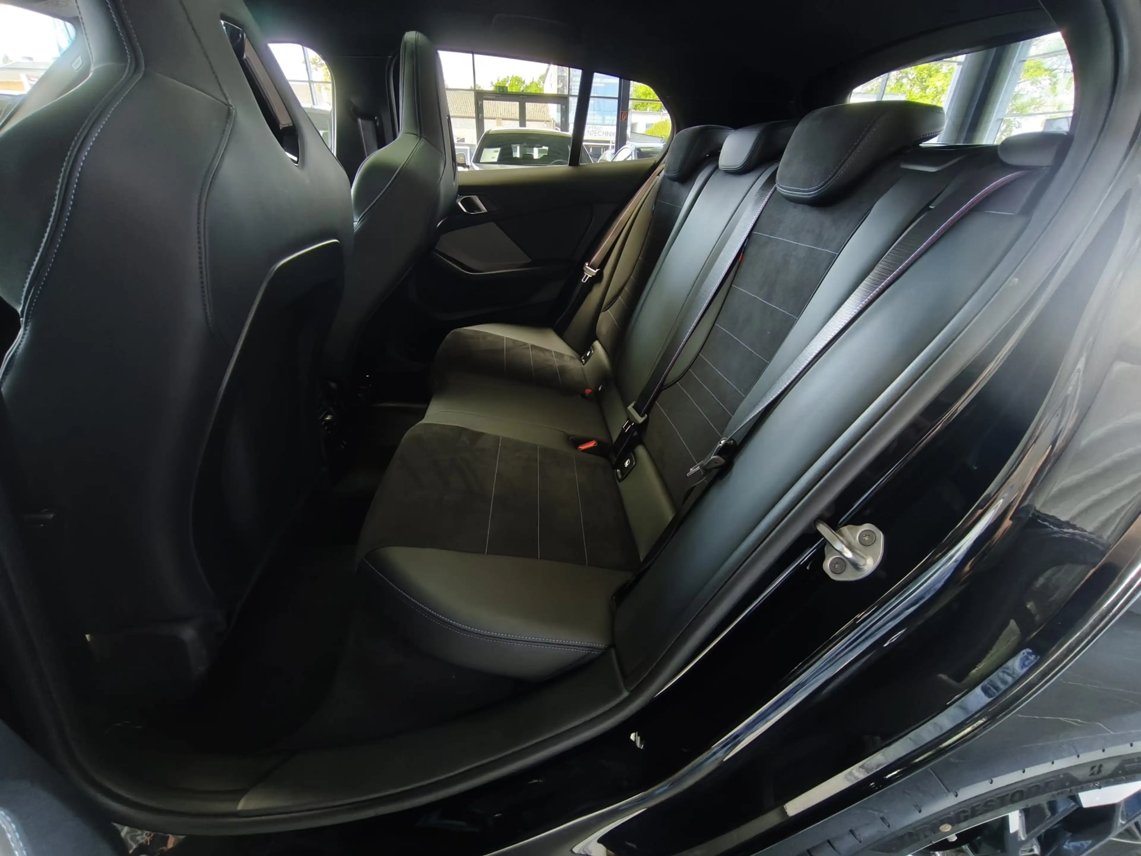 BMW M1 35 xDr M Sport Pro PANO/HUD/Memo/360°/M-Sitze — photo 18
