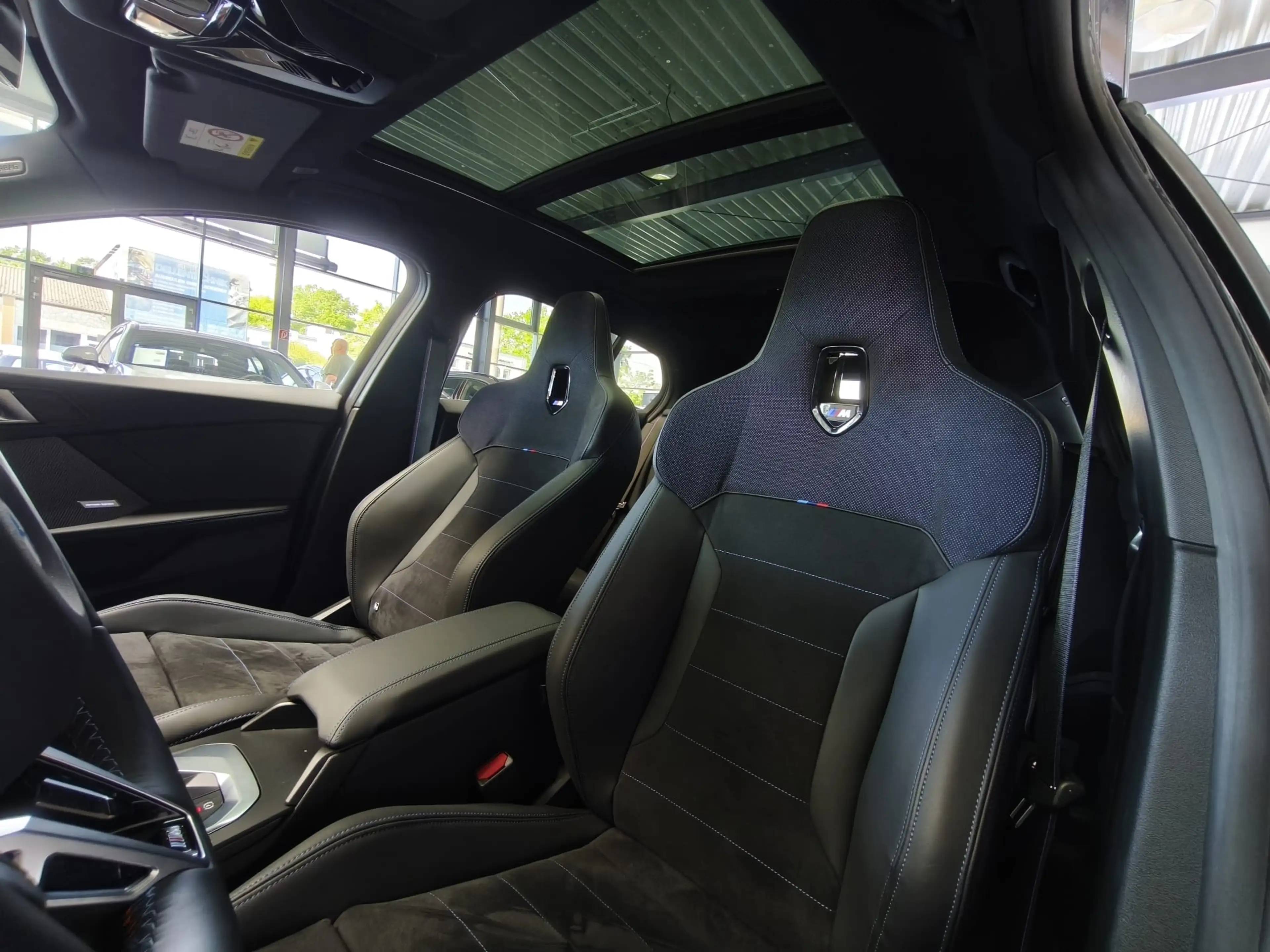 BMW M1 35 xDr M Sport Pro PANO/HUD/Memo/360°/M-Sitze — photo 12