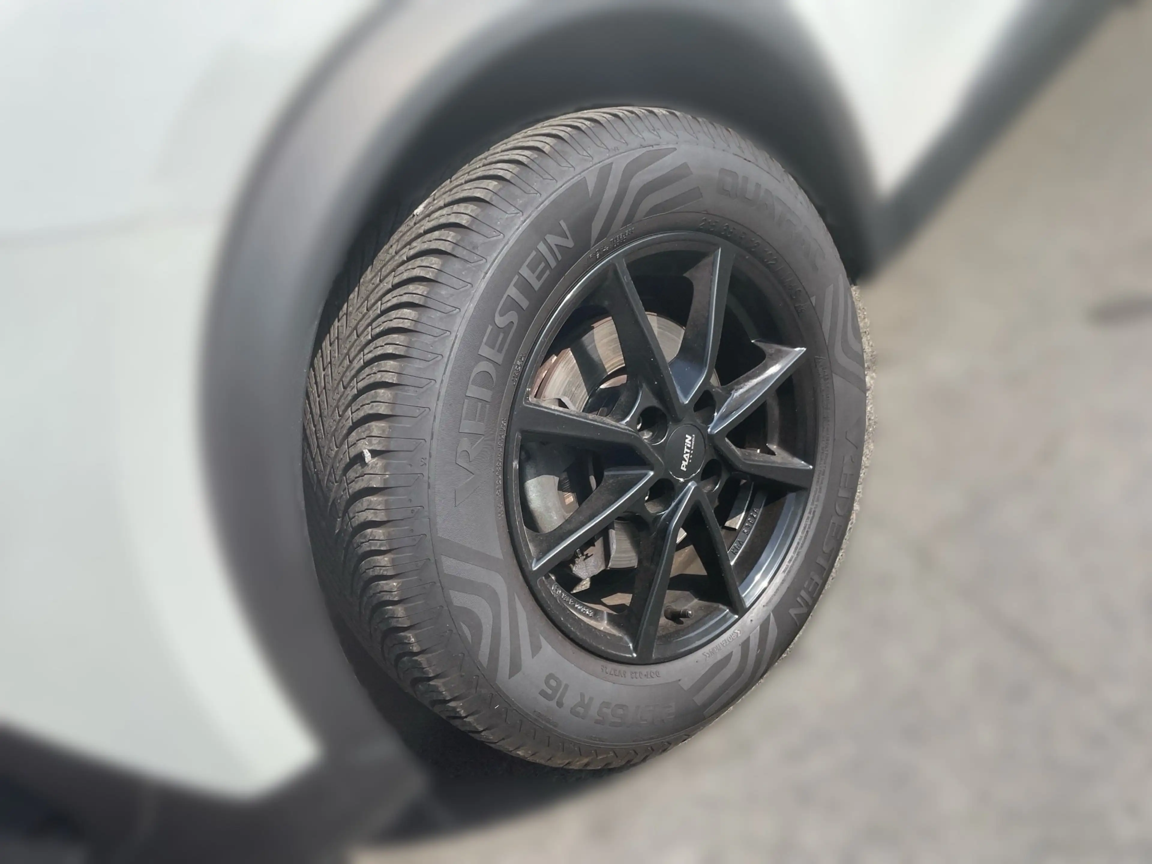 Peugeot 2008 1.2 PureTech 100 Active PDC Kamera SpurH — photo 4