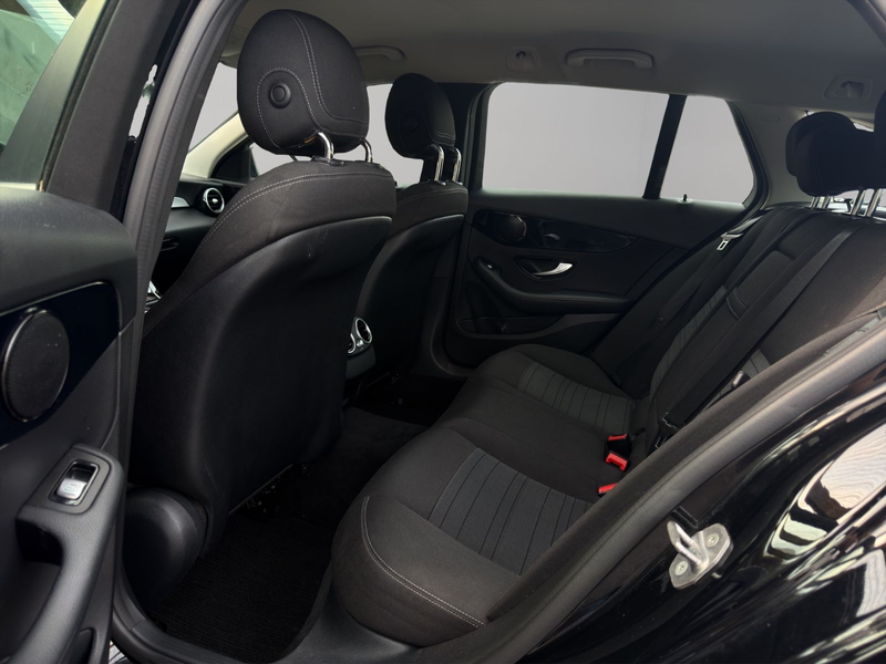 Mercedes-Benz C 220 d T LED*Kamera*App*Ambiente*Navi* — photo 11