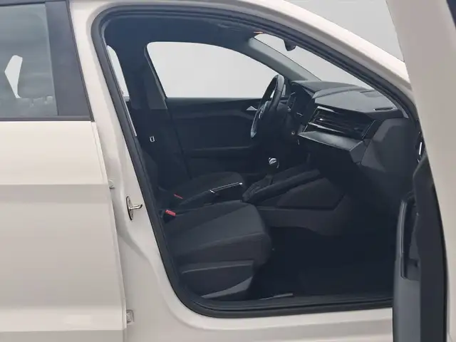 Audi A1 view 4