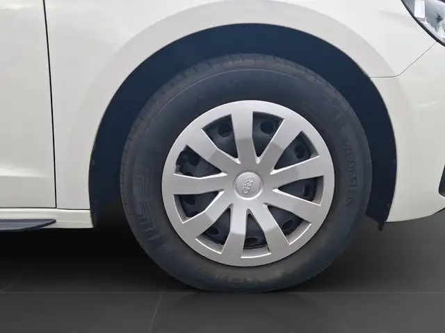 Audi A1 view 7