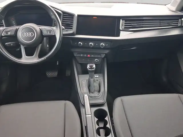 Audi A1 view 5