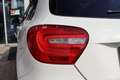 Mercedes-Benz A 200 AMG-LINE 156pk I Pano I Cruise I Stoelverwarming I Weiß - thumbnail 16