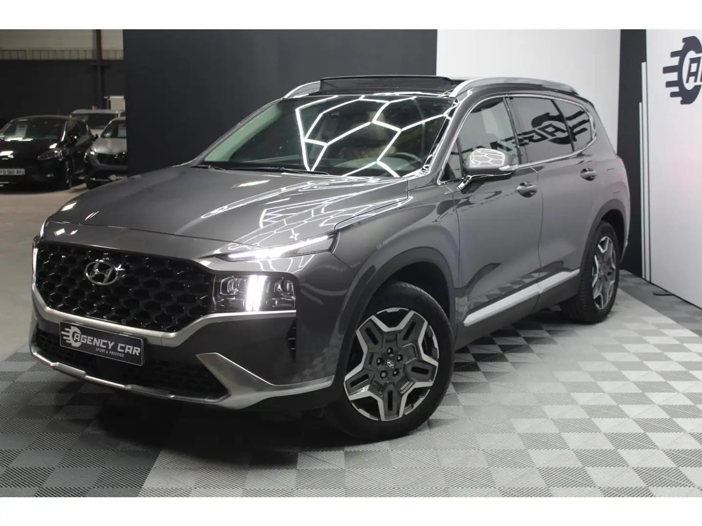 Hyundai SANTA FE 1.6 T-GDi Plug-in - 265 HTRAC IV Executive 1ere Main SUIVI HYUNDAI GARANTIE CONSTRUCTEUR Gris - 2