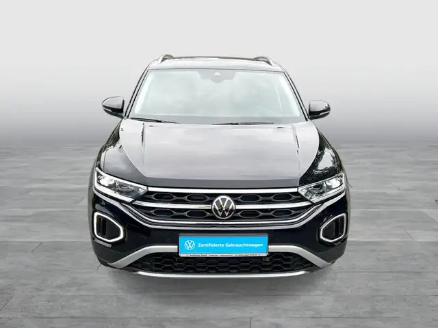 Volkswagen T-Roc view 8