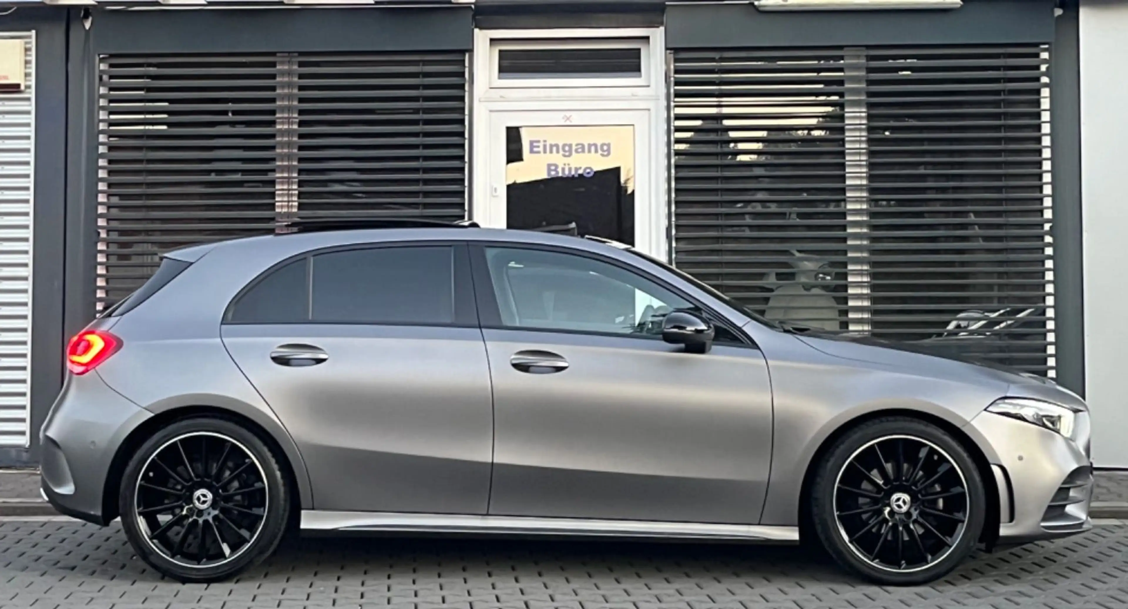 Mercedes-Benz A 200 AMG Night*PANO*MAGNO-MATT*PANO*KAMERA*STAN — photo 12