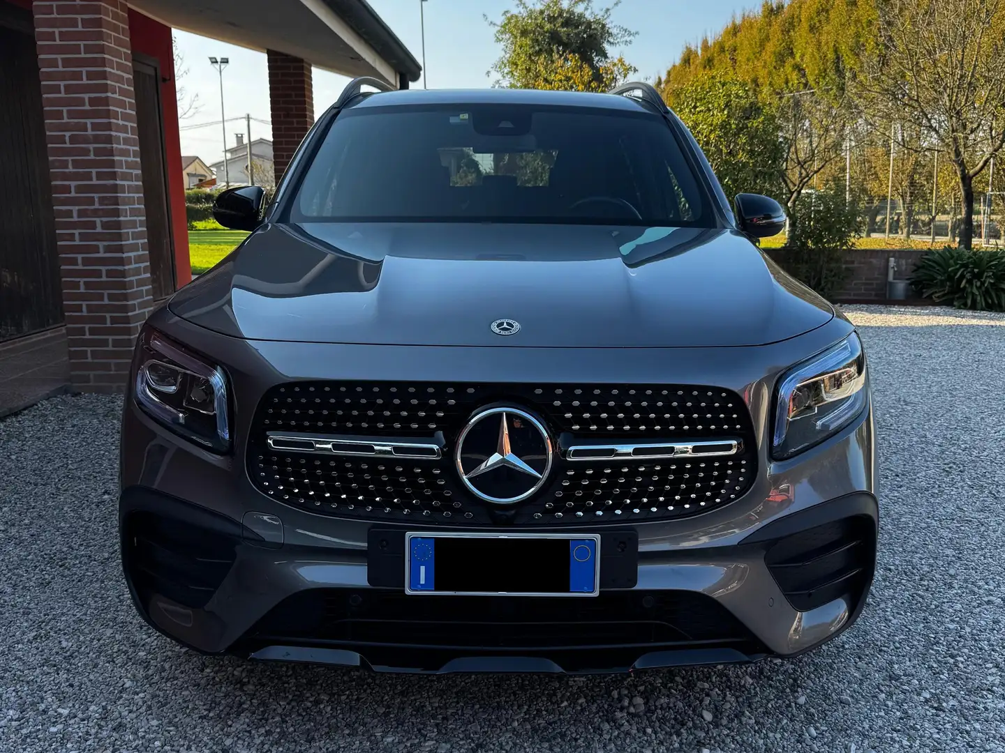 Mercedes-Benz GLB 200 GLB 200 d Premium auto Grigio - 1