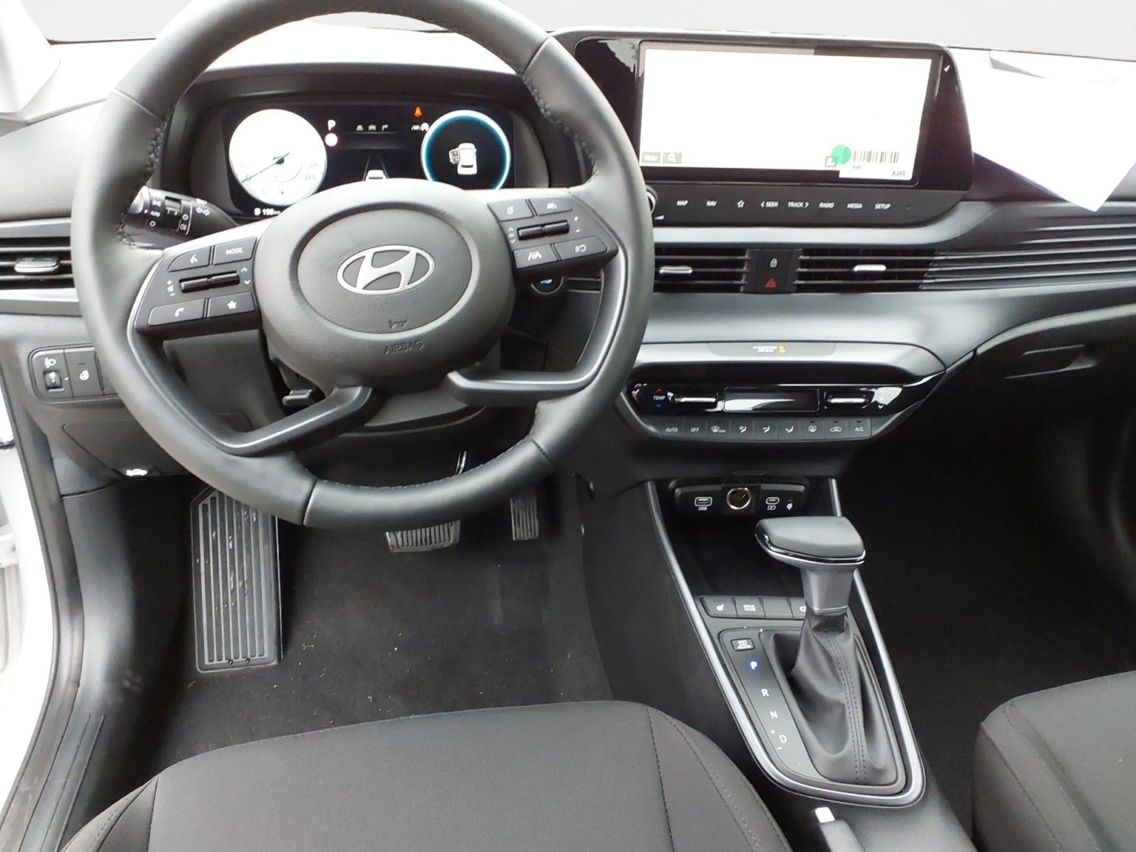 Hyundai i20 Trend 7-DCT, Komfortpaket, Bose Soundpaket — photo 12