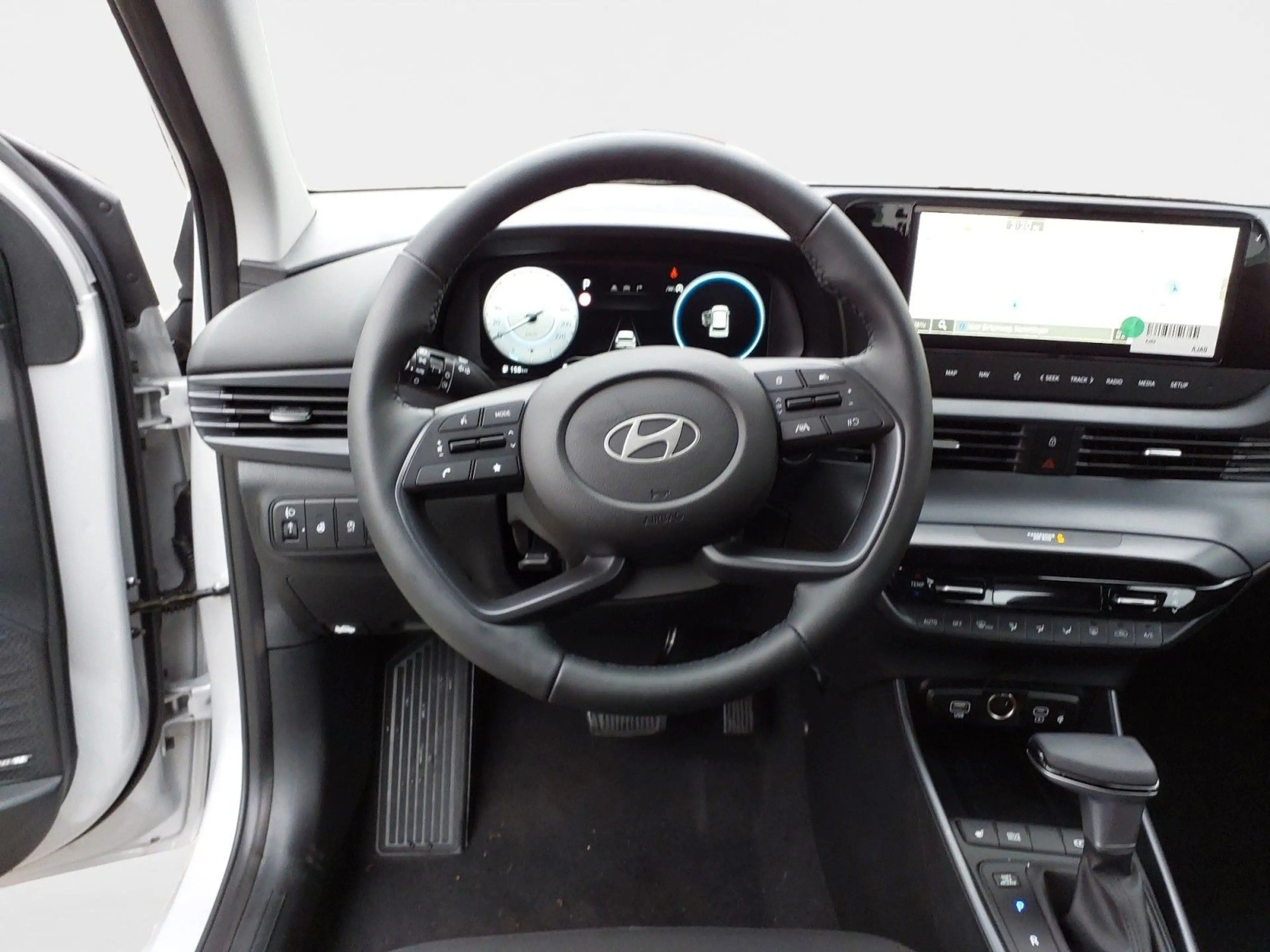 Hyundai i20 Trend 7-DCT, Komfortpaket, Bose Soundpaket — photo 13