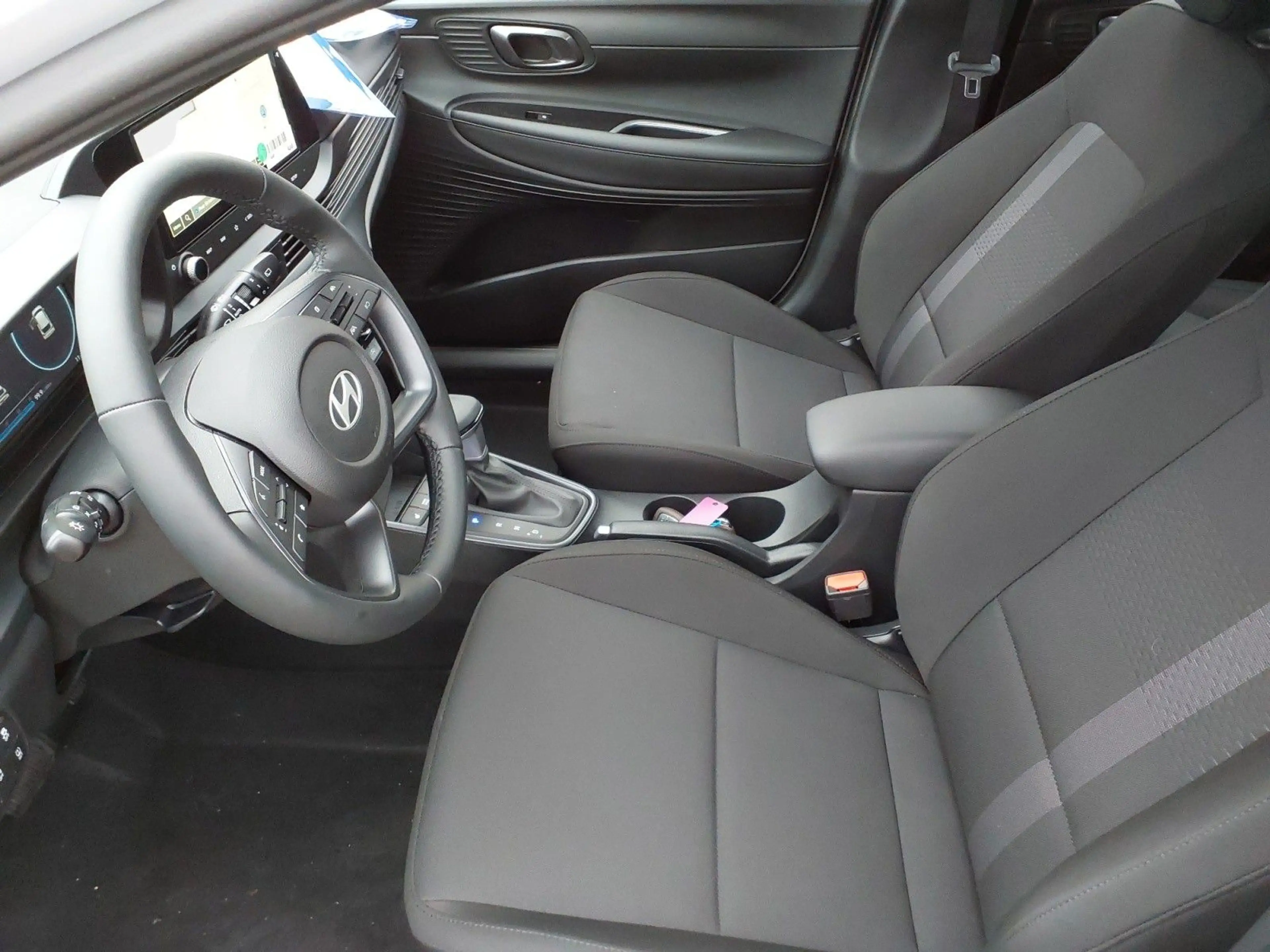 Hyundai i20 Trend 7-DCT, Komfortpaket, Bose Soundpaket — photo 10