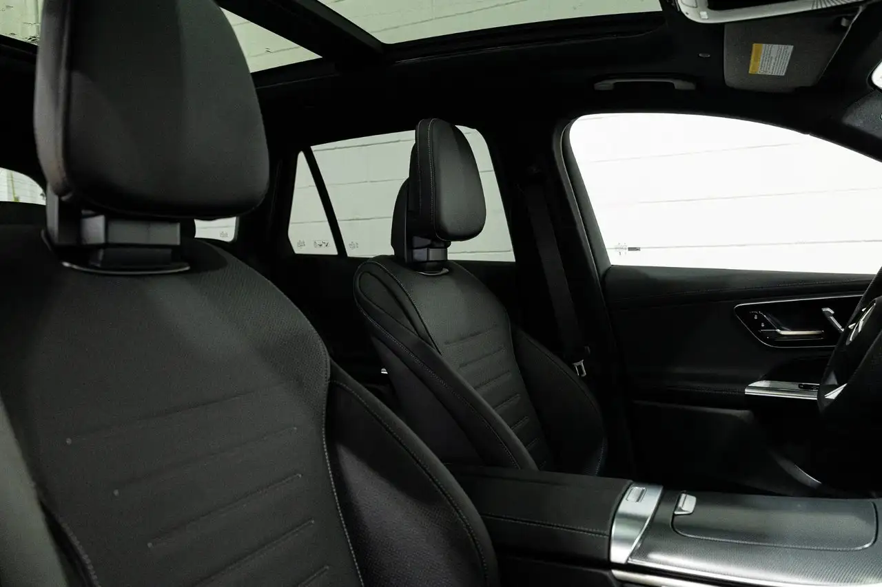Mercedes-Benz GLC снимка Mercedes-Benz GLC