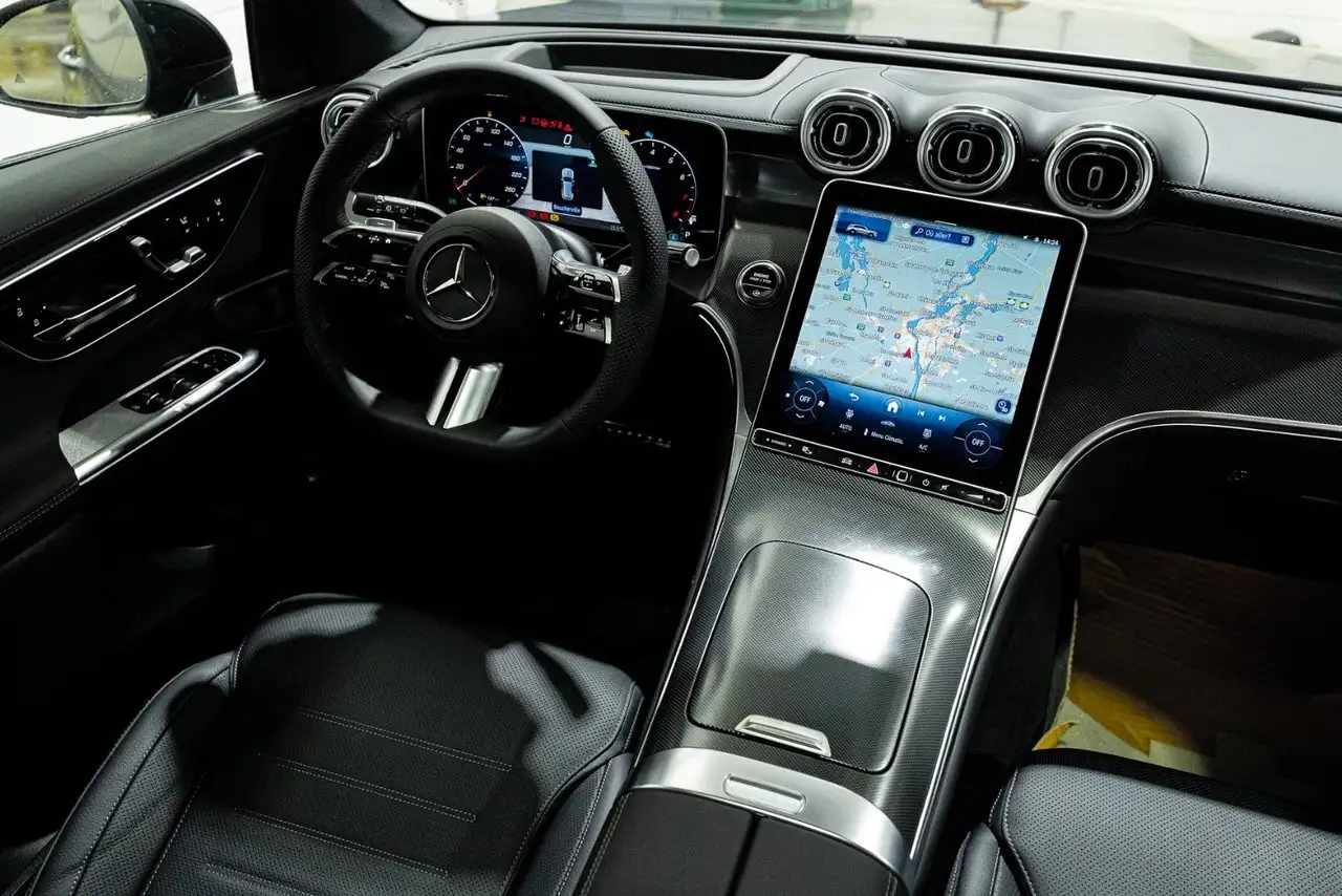Mercedes-Benz GLC снимка Mercedes-Benz GLC