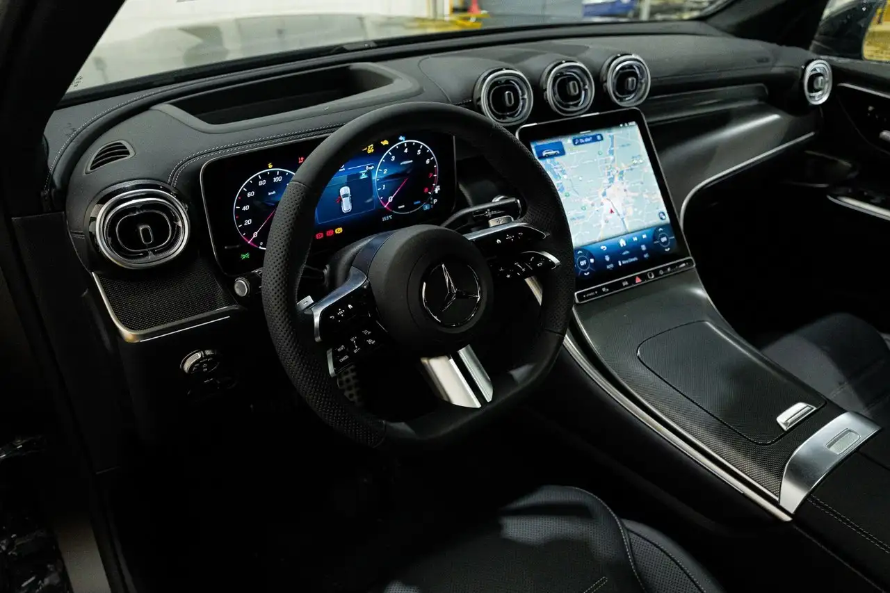 Mercedes-Benz GLC снимка Mercedes-Benz GLC