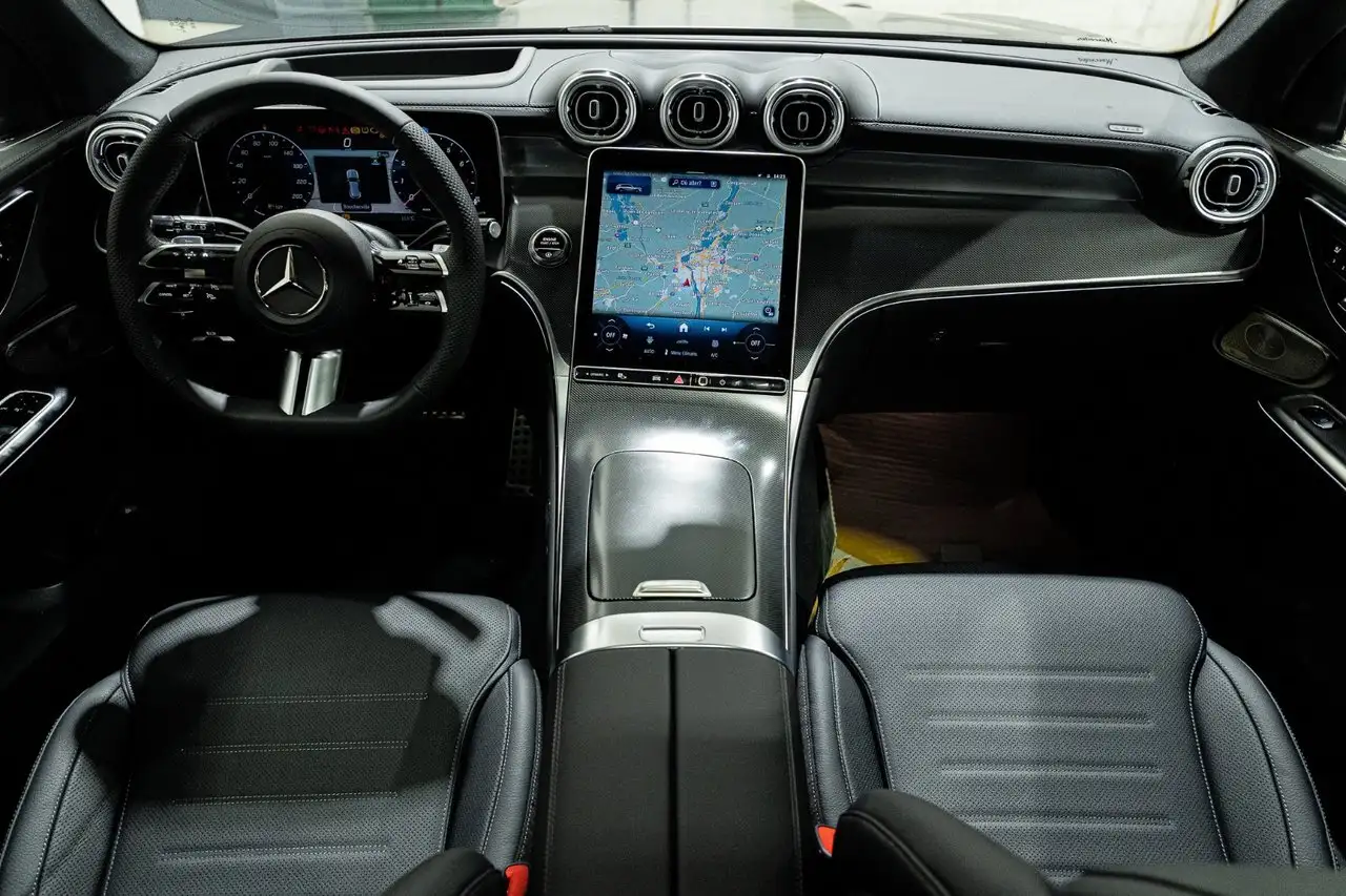Mercedes-Benz GLC снимка Mercedes-Benz GLC
