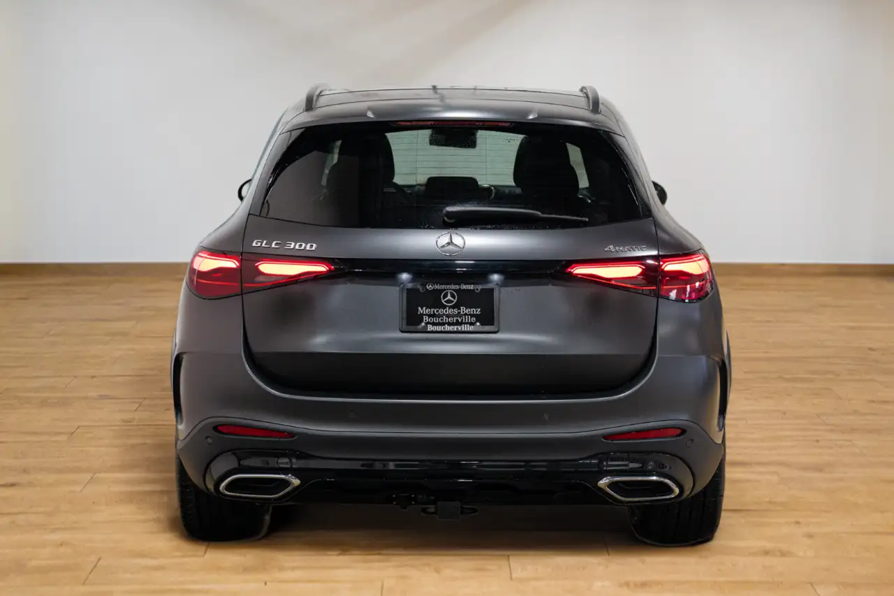 Mercedes-Benz GLC снимка Mercedes-Benz GLC
