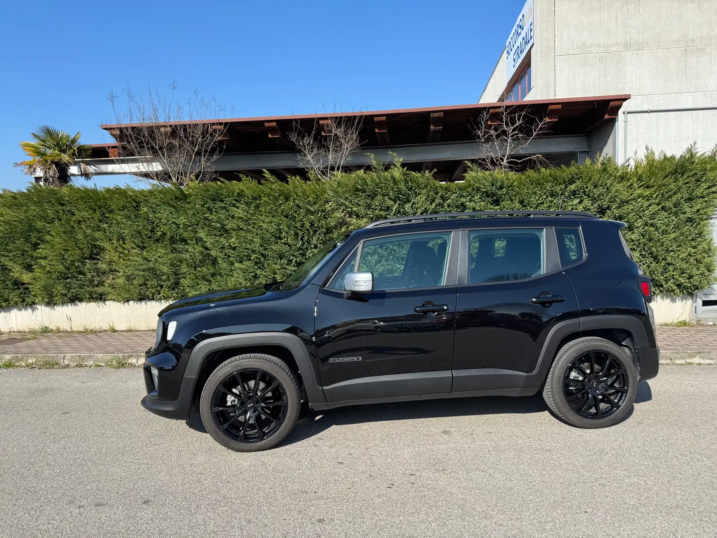 Jeep Renegade Renegade 1.5 turbo t4 mhev Limited 2wd 130cv dct Nero - 1